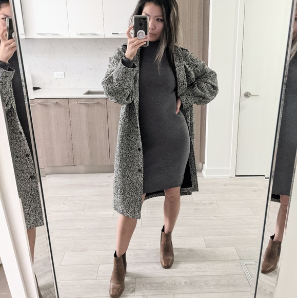 Pink Martini Ribbed Dress - Picture 2 of 4